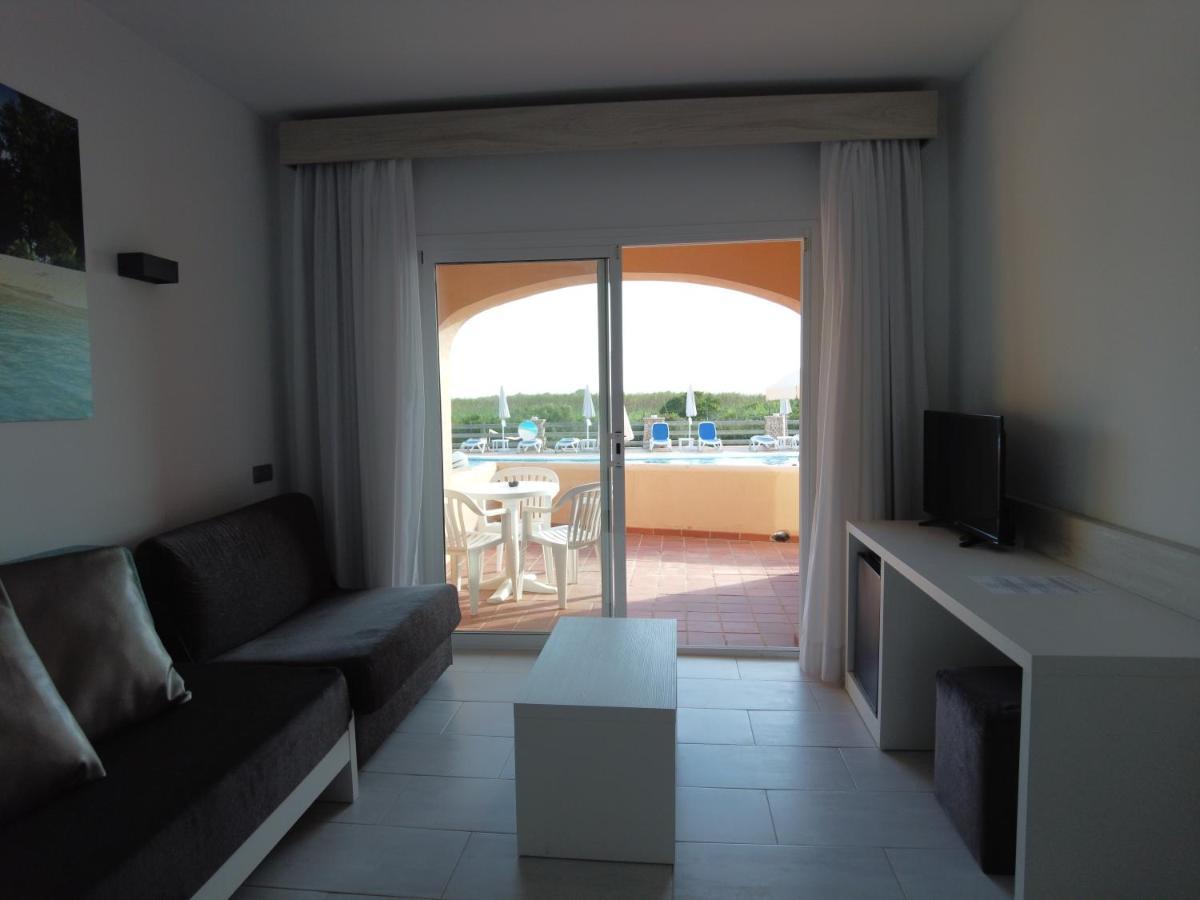Hotel Arenas De Son Bou Extérieur photo