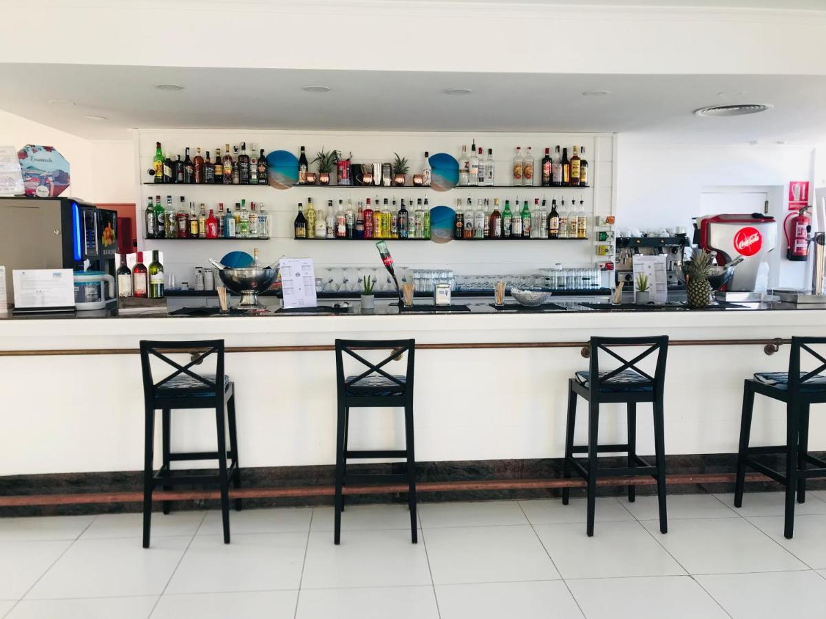 Hotel Arenas De Son Bou Extérieur photo